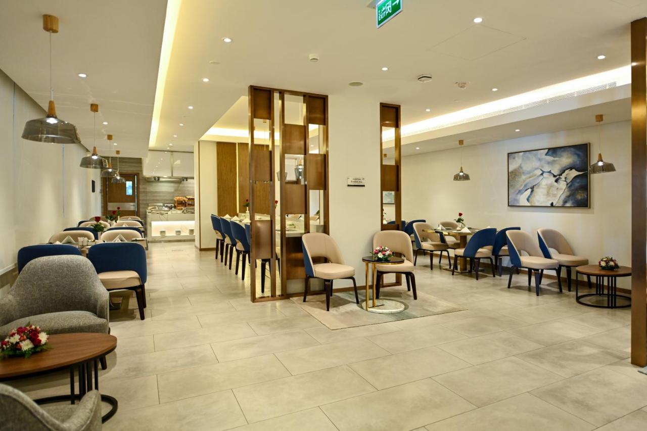 Comfort Hotel Jeddah King Road Buitenkant foto