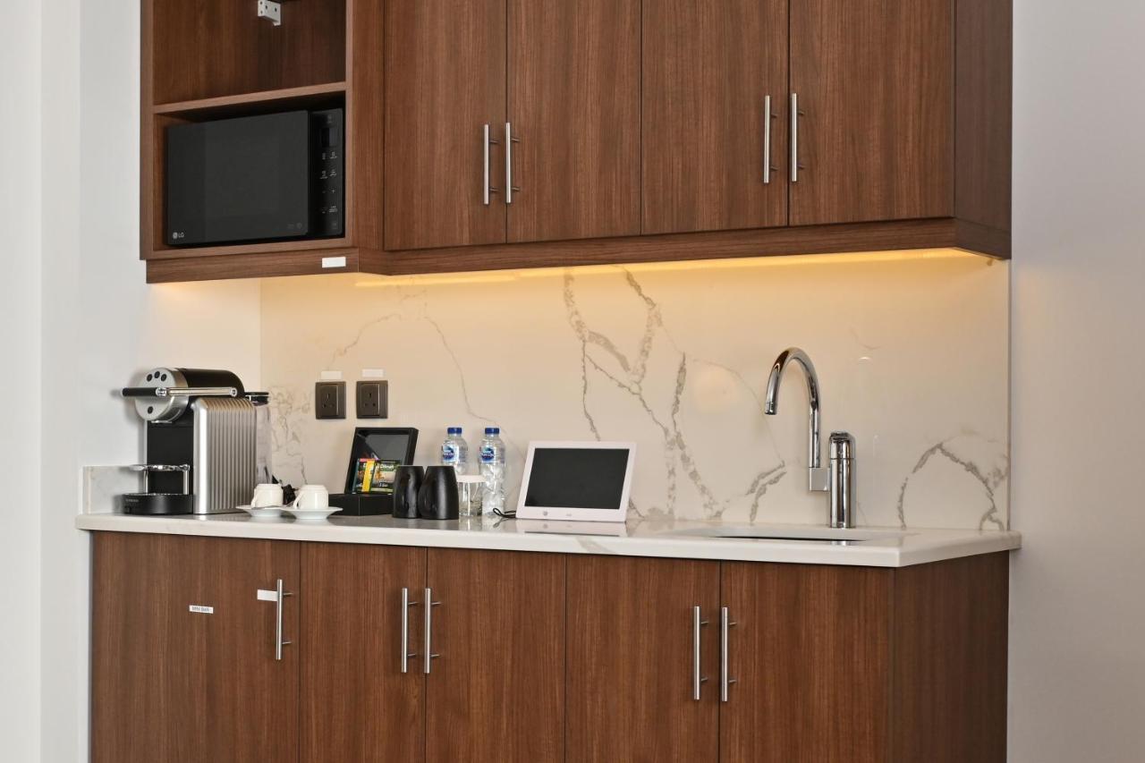 Comfort Hotel Jeddah King Road Buitenkant foto