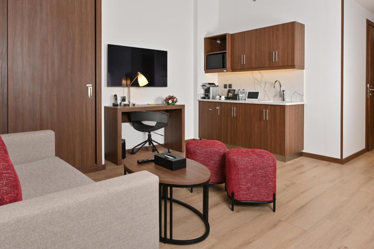 Comfort Hotel Jeddah King Road Buitenkant foto