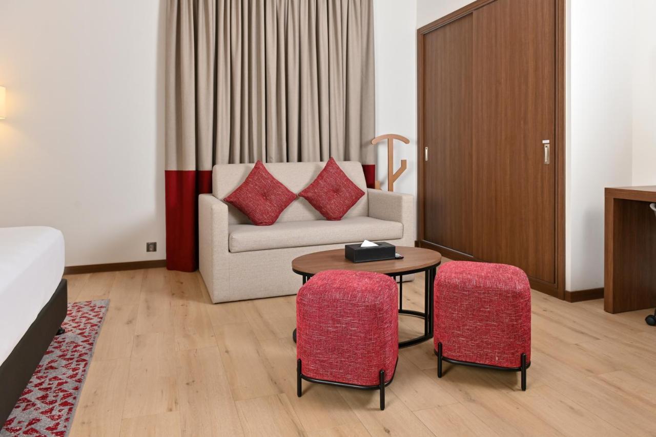 Comfort Hotel Jeddah King Road Buitenkant foto