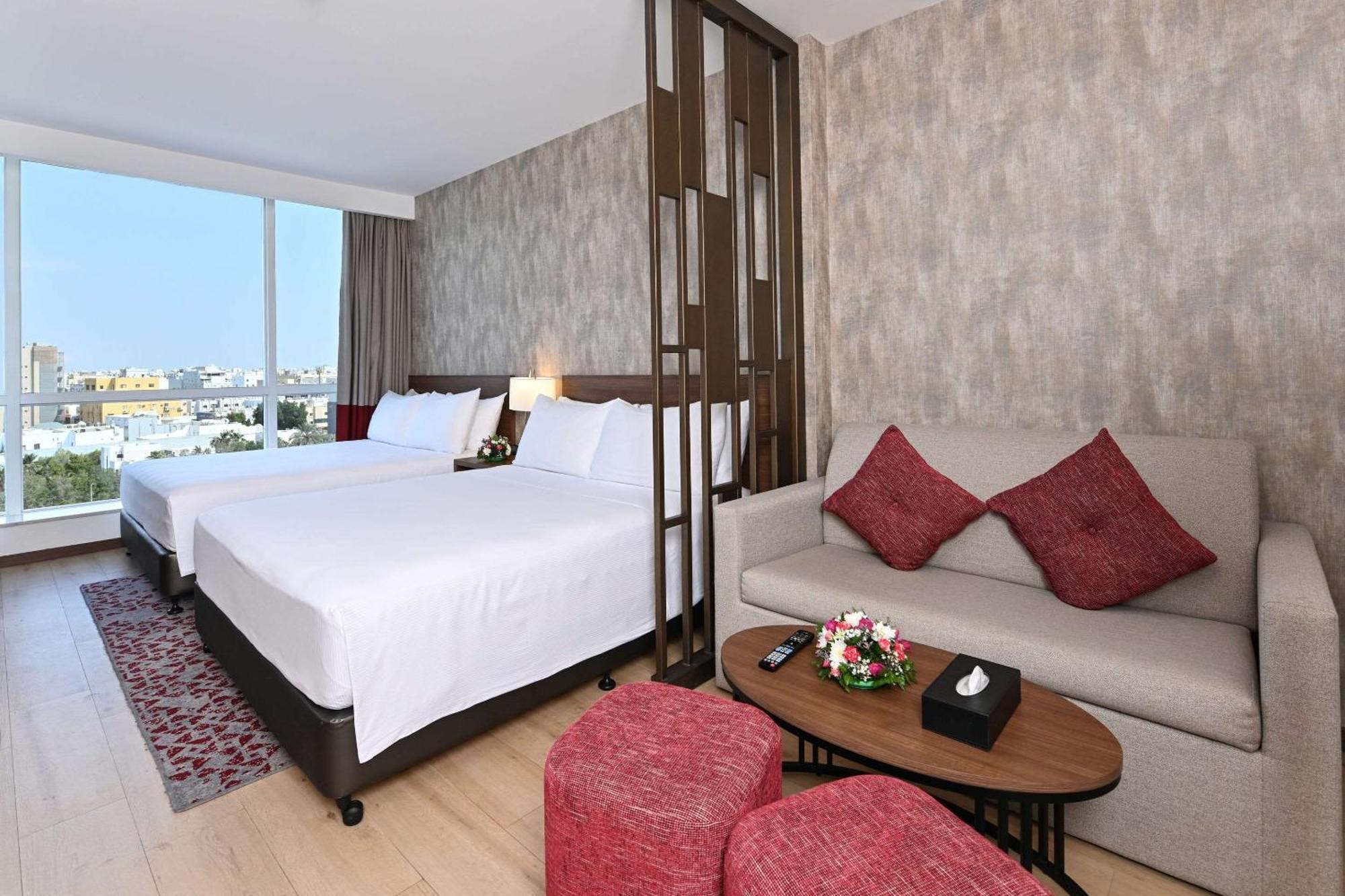 Comfort Hotel Jeddah King Road Buitenkant foto