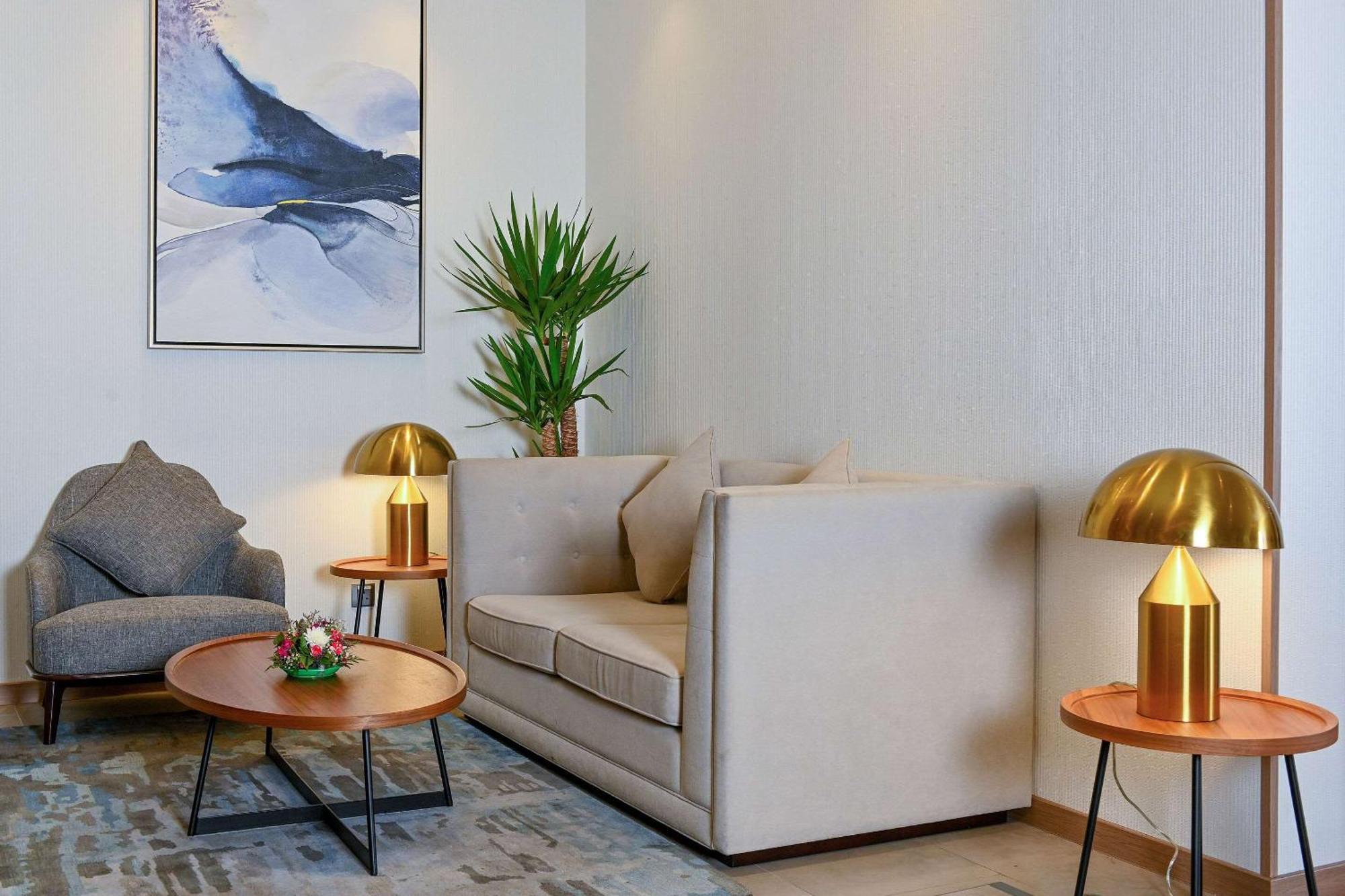 Comfort Hotel Jeddah King Road Buitenkant foto