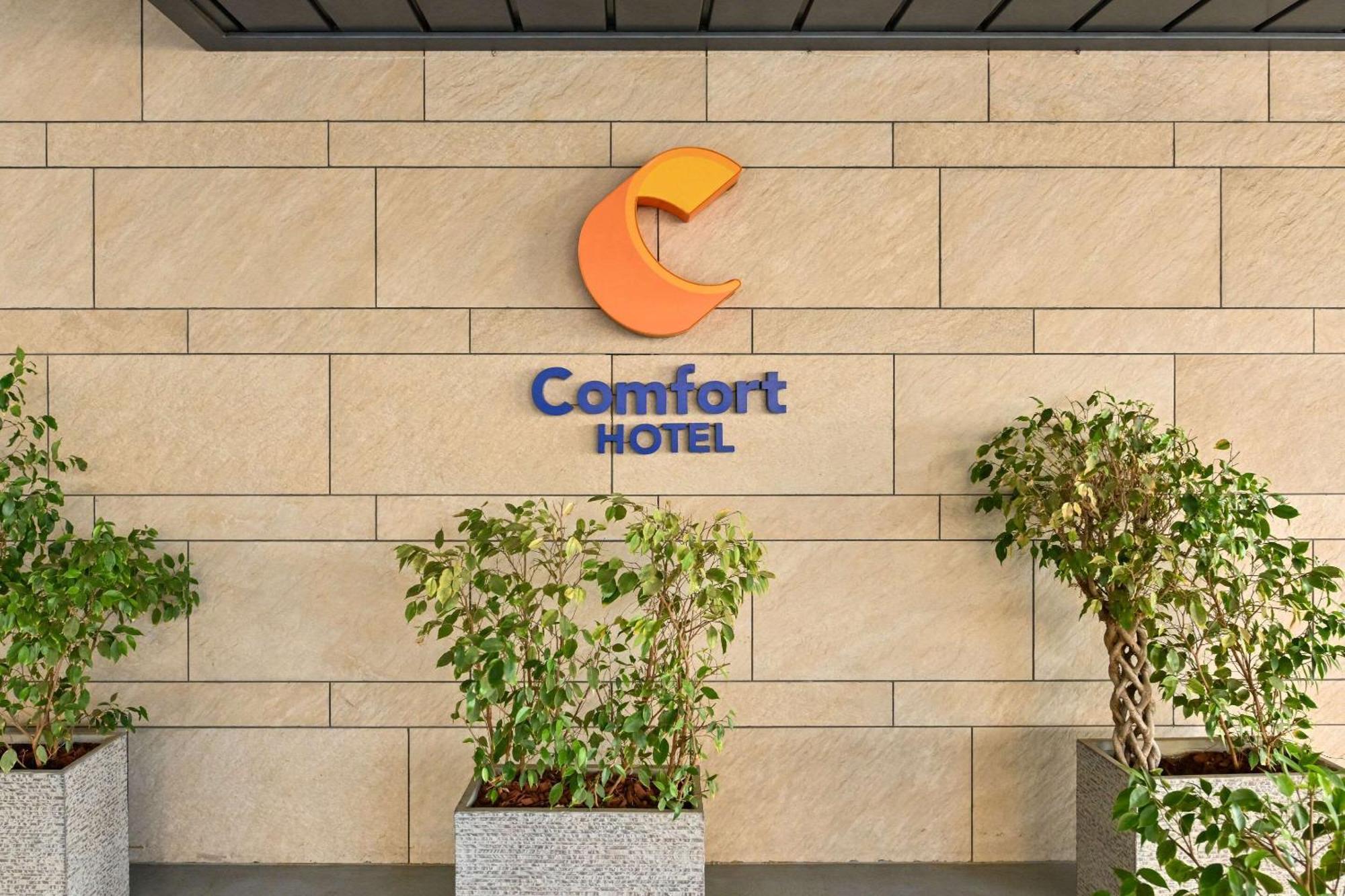 Comfort Hotel Jeddah King Road Buitenkant foto